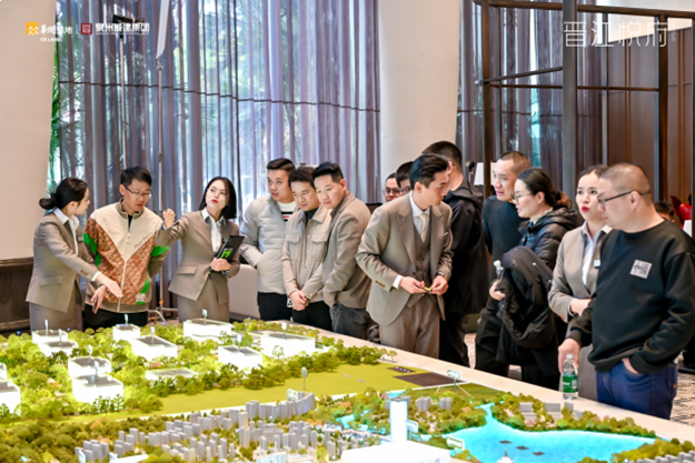 晋江悦府城市展厅开放！给晋江，一次地标封面人居的颠覆  ——九房网